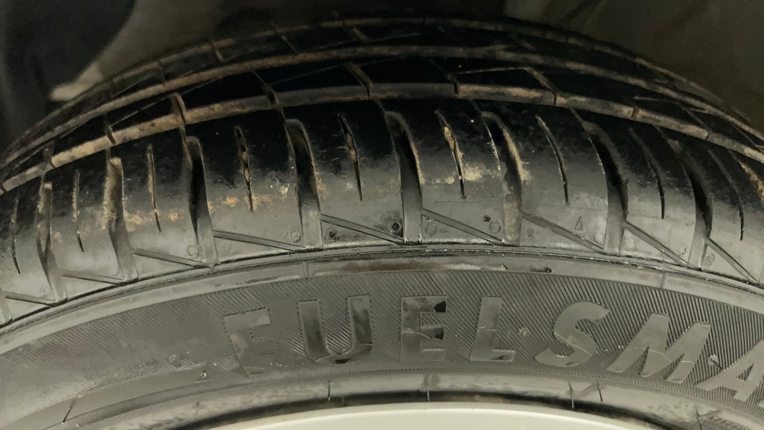 Used 2025 Hyundai Grand i10 Nios Magna 1.2 Kappa Petrol Manual tyres LEFT FRONT TYRE TREAD VIEW
