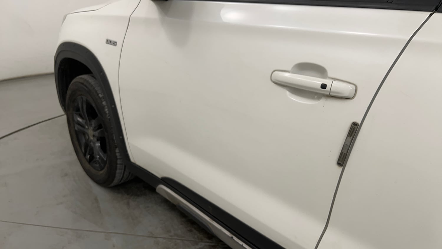 Used 2019 Maruti Suzuki Vitara Brezza [2016-2020] ZDi Plus Diesel Manual dents MINOR SCRATCH