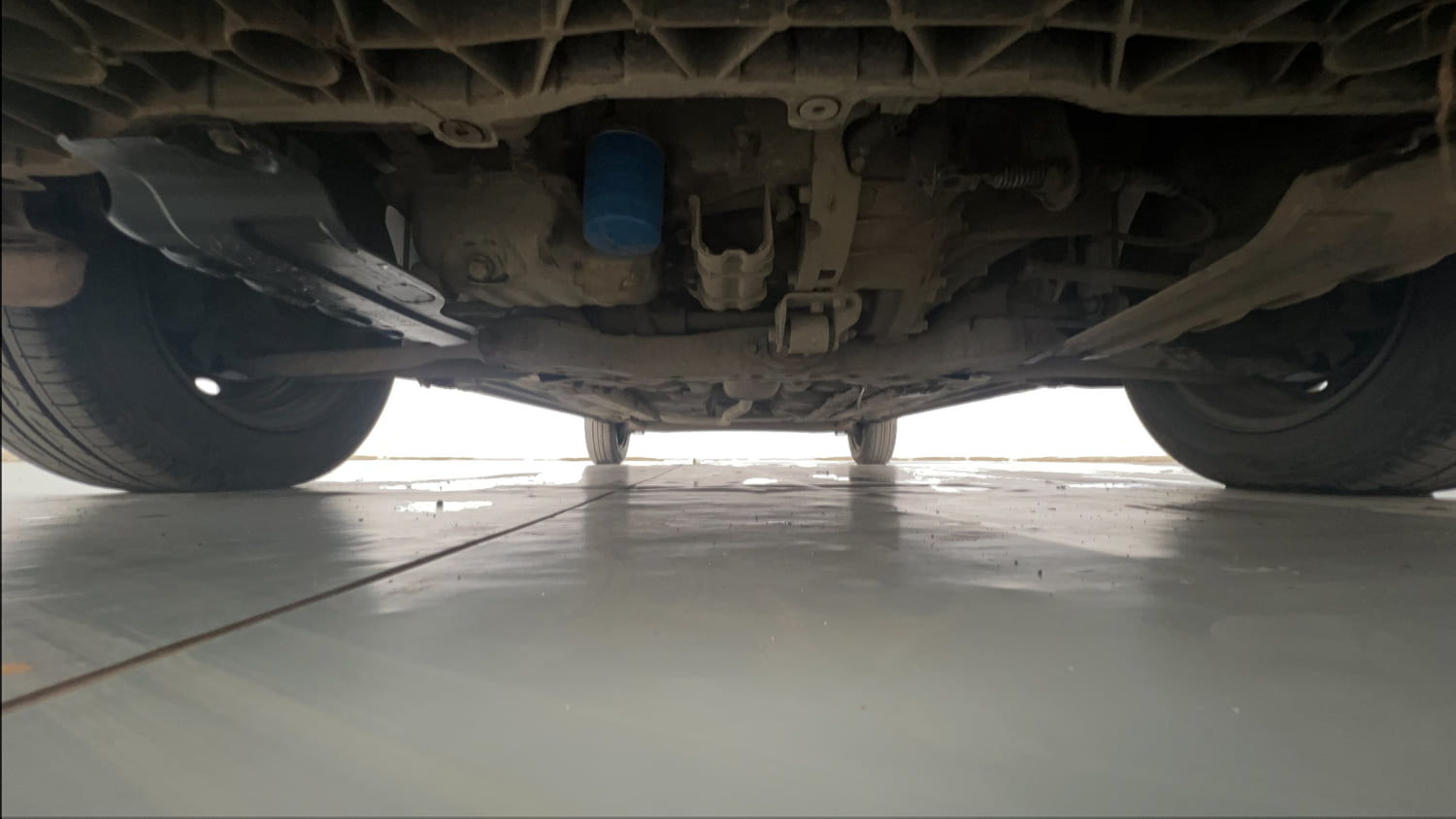 Used 2014 Hyundai Grand i10 Sportz 1.2 Kappa VTVT Petrol Manual extra FRONT LEFT UNDERBODY VIEW