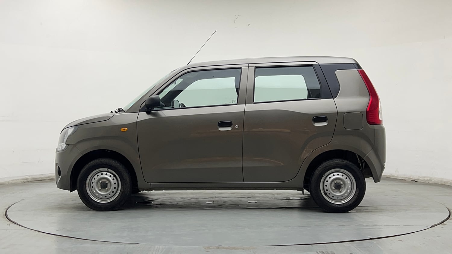 Used 2025 Maruti Suzuki Wagon R LXI 1.0 CNG Cng Manual exterior LEFT SIDE VIEW