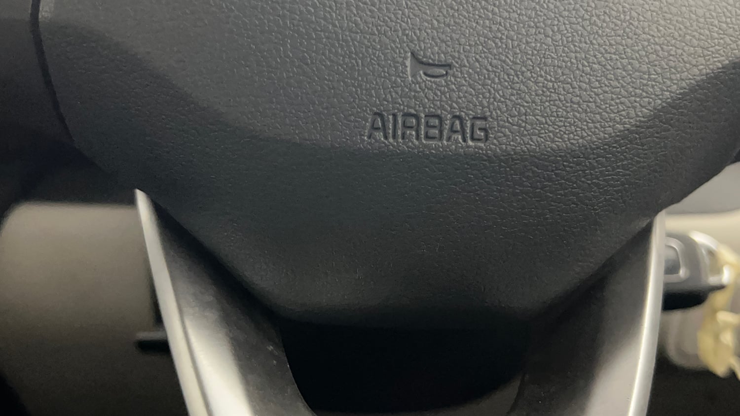 Used 2023 Hyundai Aura S 1.2 Petrol Petrol Manual top_features Airbags
