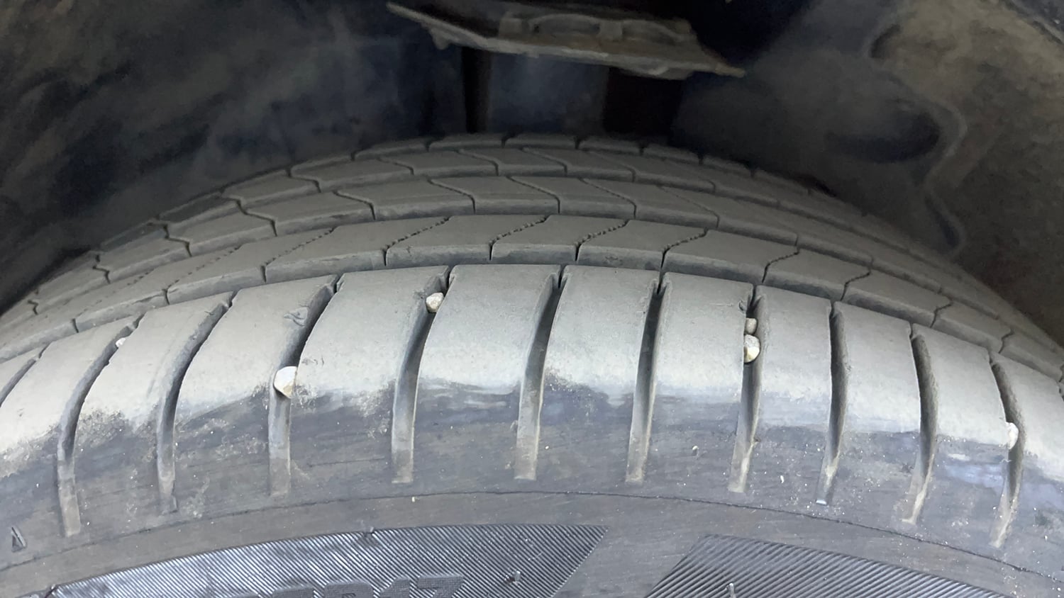 Used 2021 BMW X1 sDrive20i xLine Petrol Automatic tyres LEFT FRONT TYRE TREAD VIEW