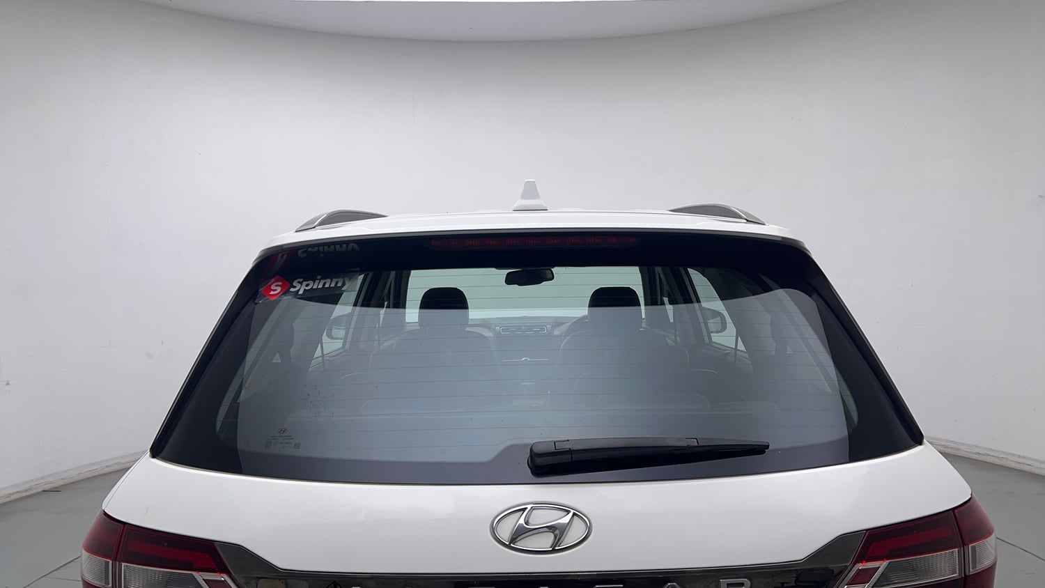 Used 2022 Hyundai Alcazar Signature (O) 6 STR 1.5 Diesel AT Diesel Automatic exterior BACK WINDSHIELD VIEW