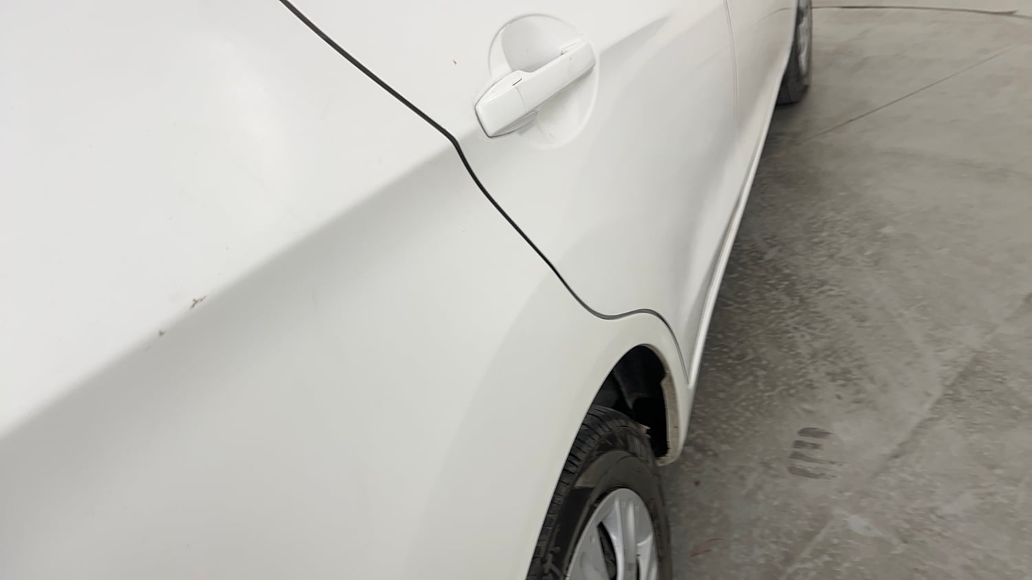 Used 2015 Honda Amaze 1.2 S i-VTEC Petrol Manual dents MINOR SCRATCH