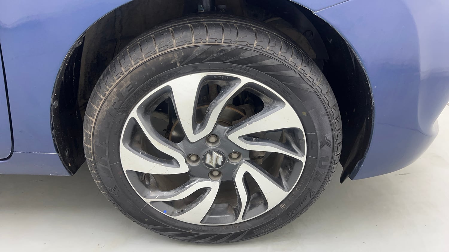 Used 2019 Maruti Suzuki Baleno Zeta Automatic Petrol Automatic tyres RIGHT FRONT TYRE RIM VIEW
