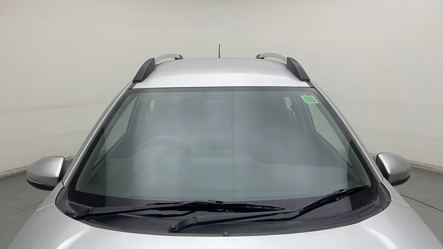 Used 2016 Honda BR-V S Petrol Petrol Manual exterior FRONT WINDSHIELD VIEW