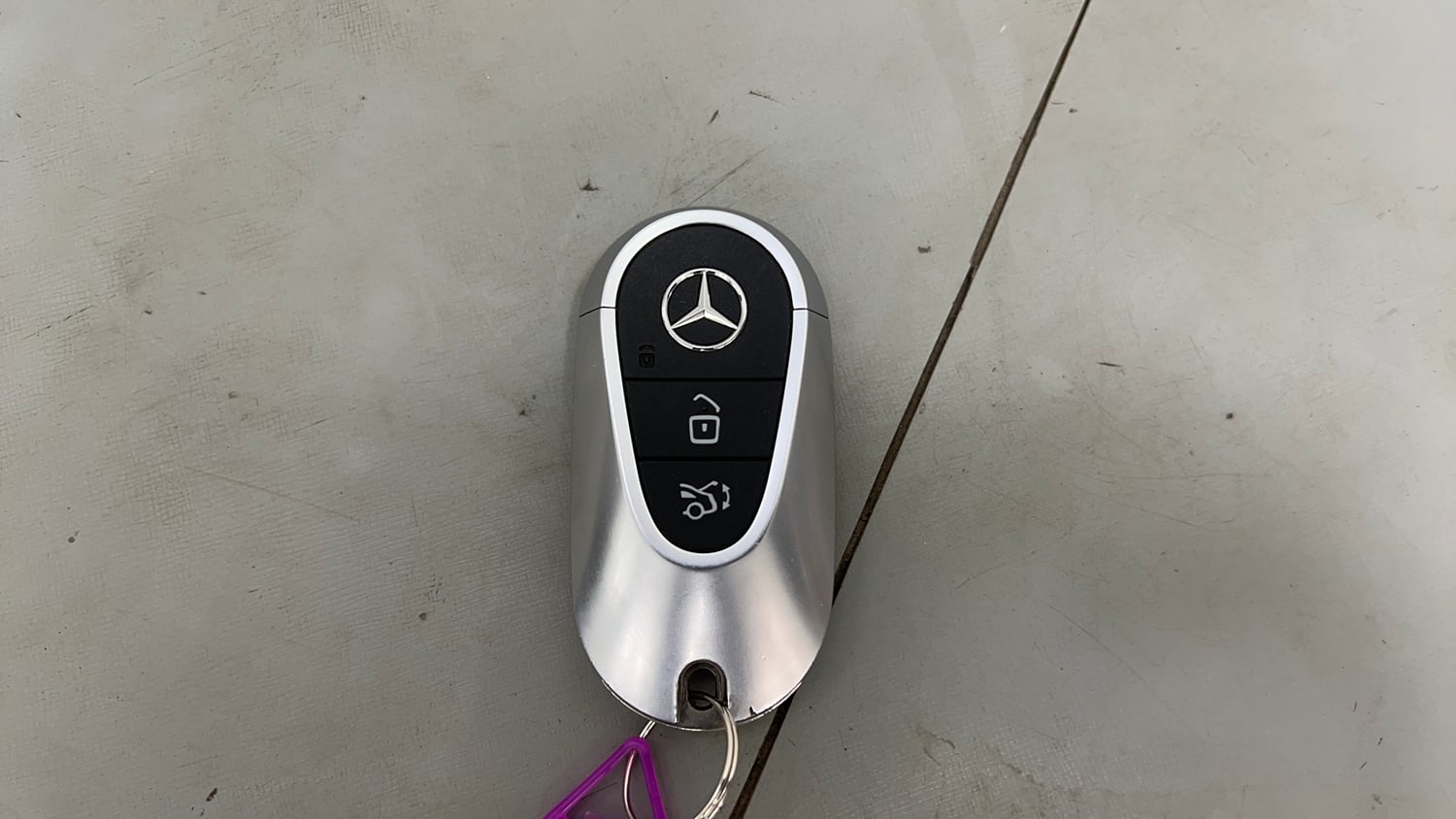 Used 2024 Mercedes-Benz GLC 220d 4MATIC Diesel Automatic extra CAR KEY VIEW