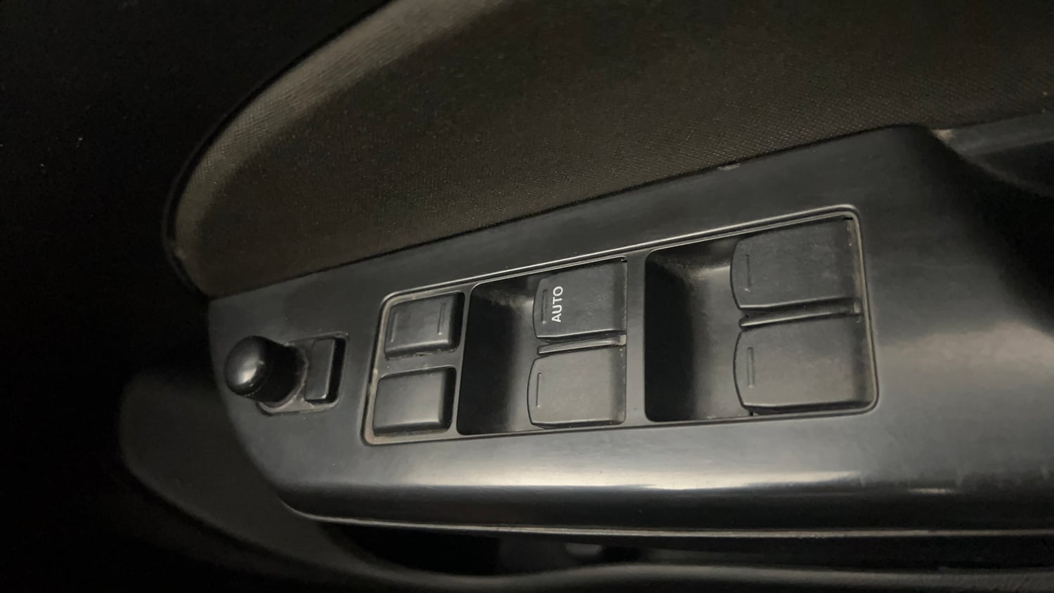 Used 2015 Maruti Suzuki Swift VXi Petrol Manual top_features Adjustable ORVM