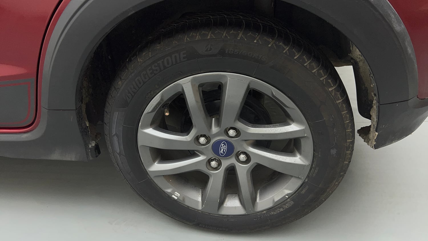 Used 2019 Ford Freestyle Titanium Plus 1.2 Ti-VCT Petrol Manual tyres LEFT REAR TYRE RIM VIEW
