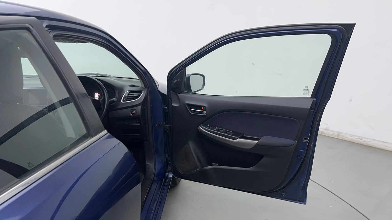 Used 2019 Maruti Suzuki Baleno Zeta 1.2 Petrol Manual interior RIGHT FRONT DOOR OPEN VIEW
