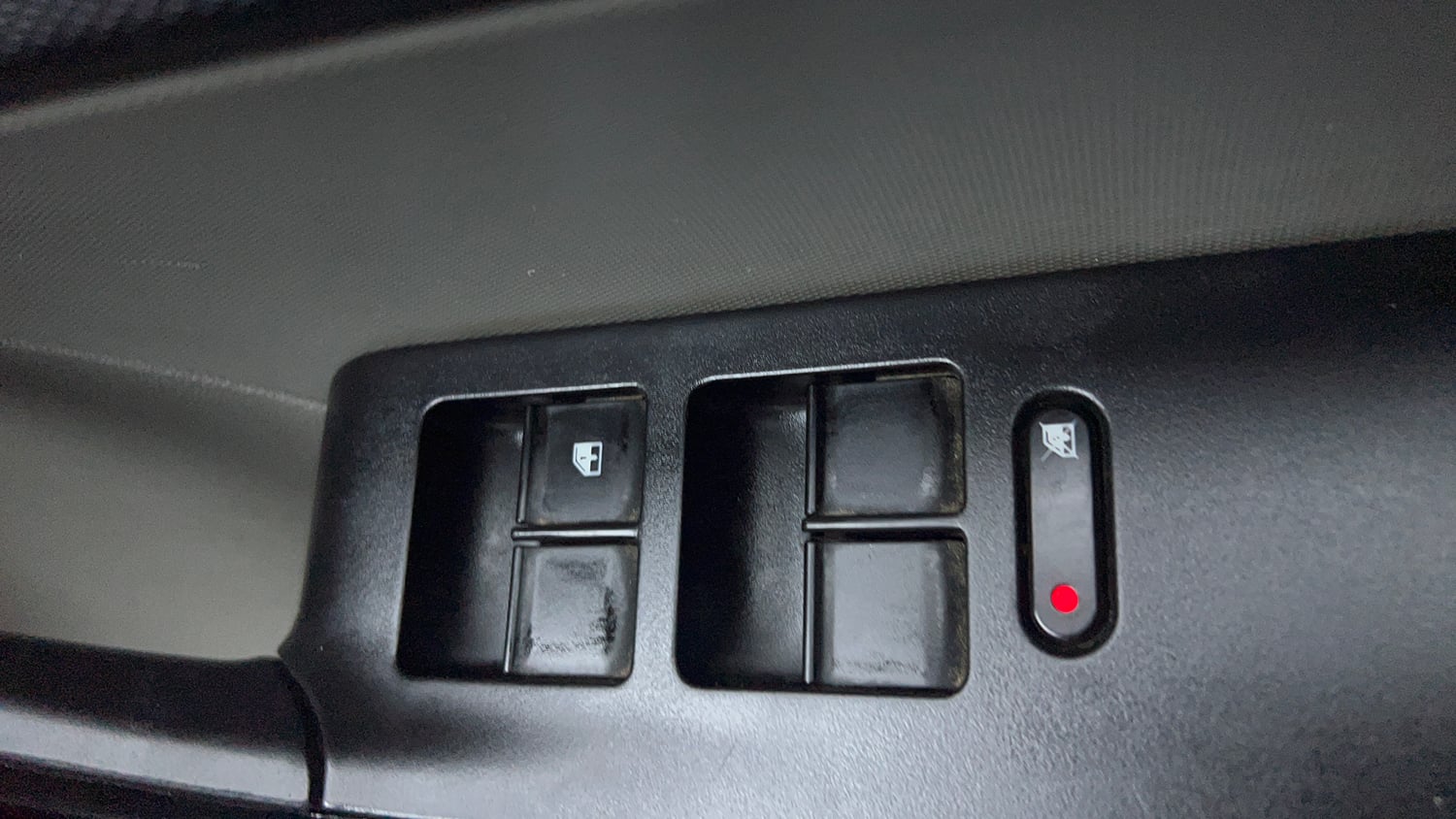 Used 2018 Tata Tiago Revotron XTA Petrol Automatic top_features Power windows
