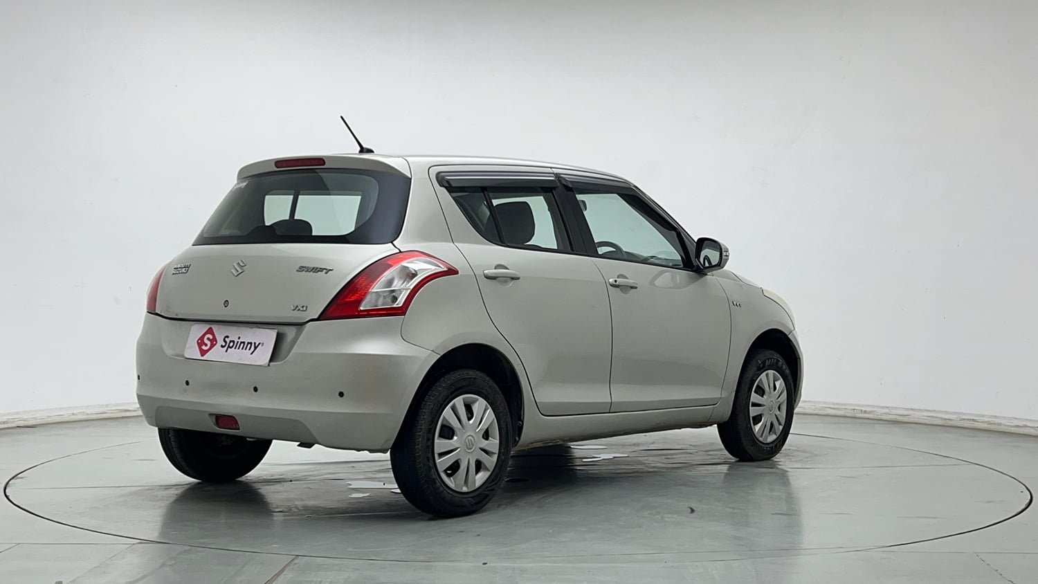 Used 2015 Maruti Suzuki Swift VXi Petrol Manual exterior RIGHT REAR CORNER VIEW