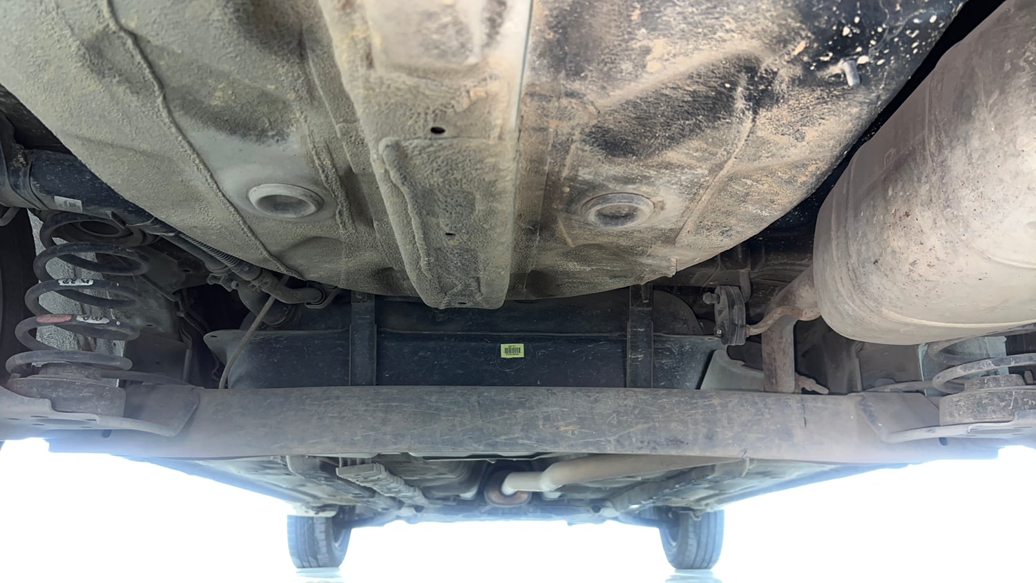 Used 2018 Hyundai Xcent E+ CNG (Outside Fitted) Cng Manual extra REAR UNDERBODY VIEW (TAKEN FROM REAR)