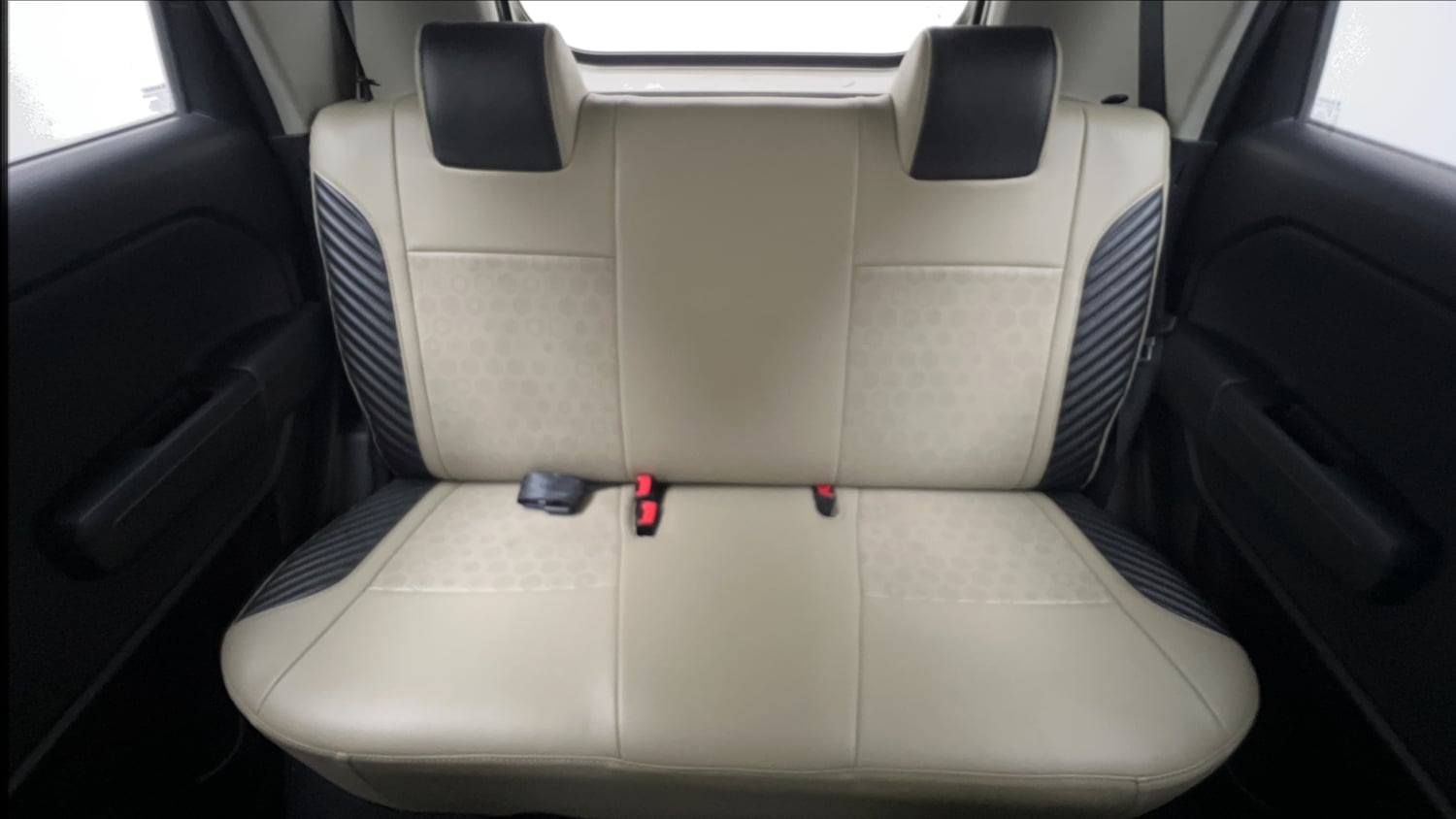 Used 2019 Maruti Suzuki Wagon R LXi 1.0 CNG Cng Manual interior REAR SEAT CONDITION VIEW