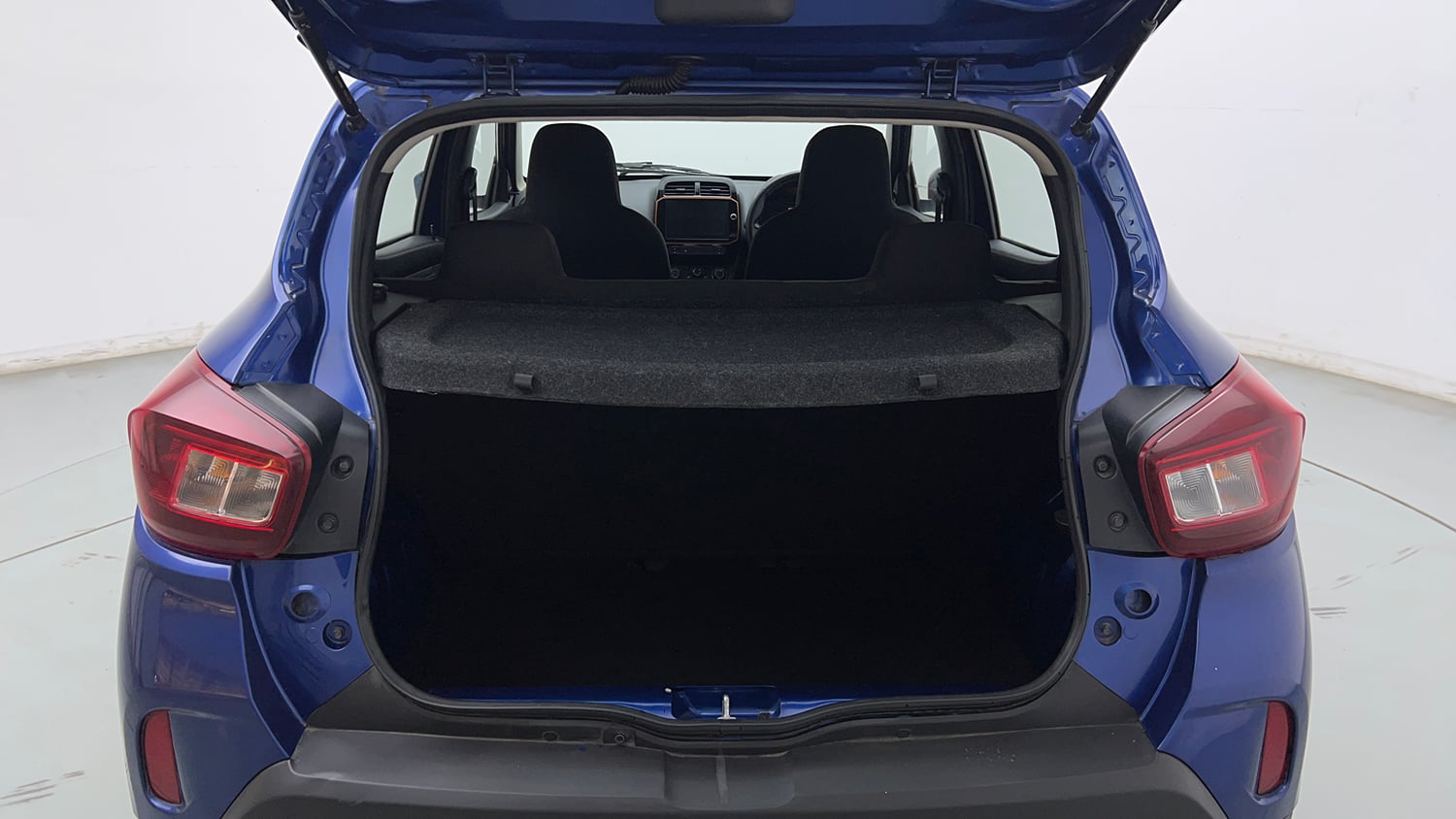 Used 2021 Renault Kwid CLIMBER 1.0 AMT Opt Petrol Automatic interior DICKY INSIDE VIEW