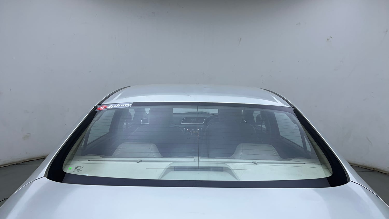 Used 2017 Maruti Suzuki Ciaz Alpha 1.4 AT Petrol Automatic exterior BACK WINDSHIELD VIEW