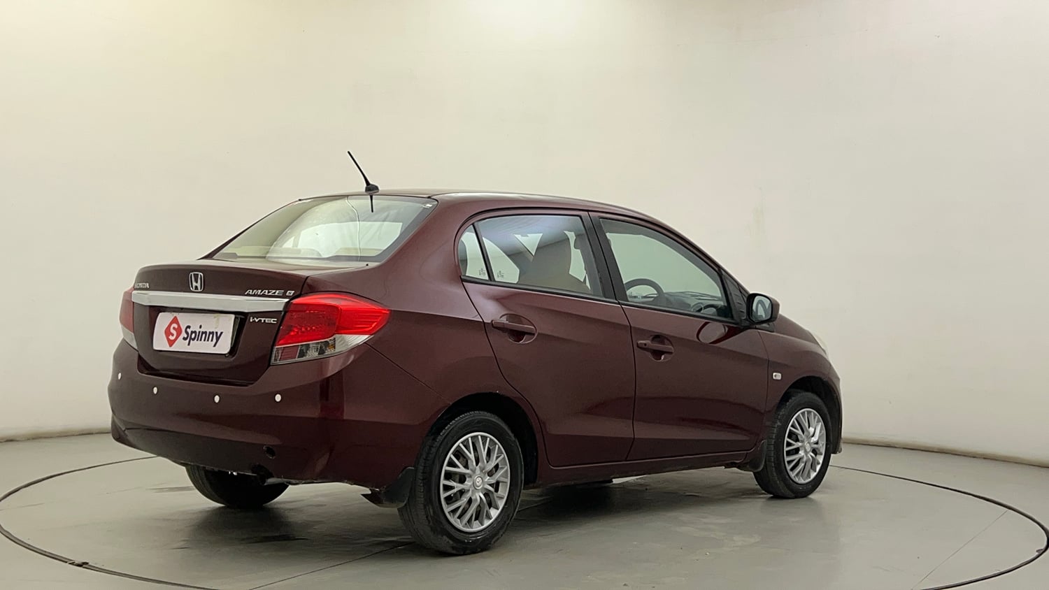 Used 2014 Honda Amaze 1.2 S i-VTEC Petrol Manual exterior RIGHT REAR CORNER VIEW