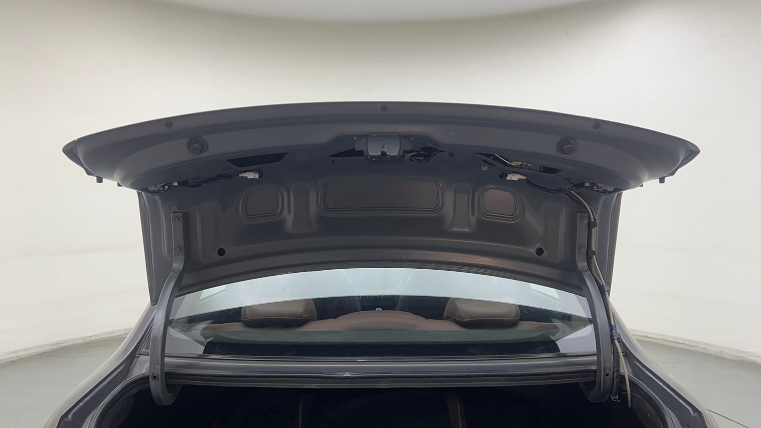 Used 2018 Hyundai Xcent E+ CNG (Outside Fitted) Cng Manual interior DICKY DOOR OPEN VIEW