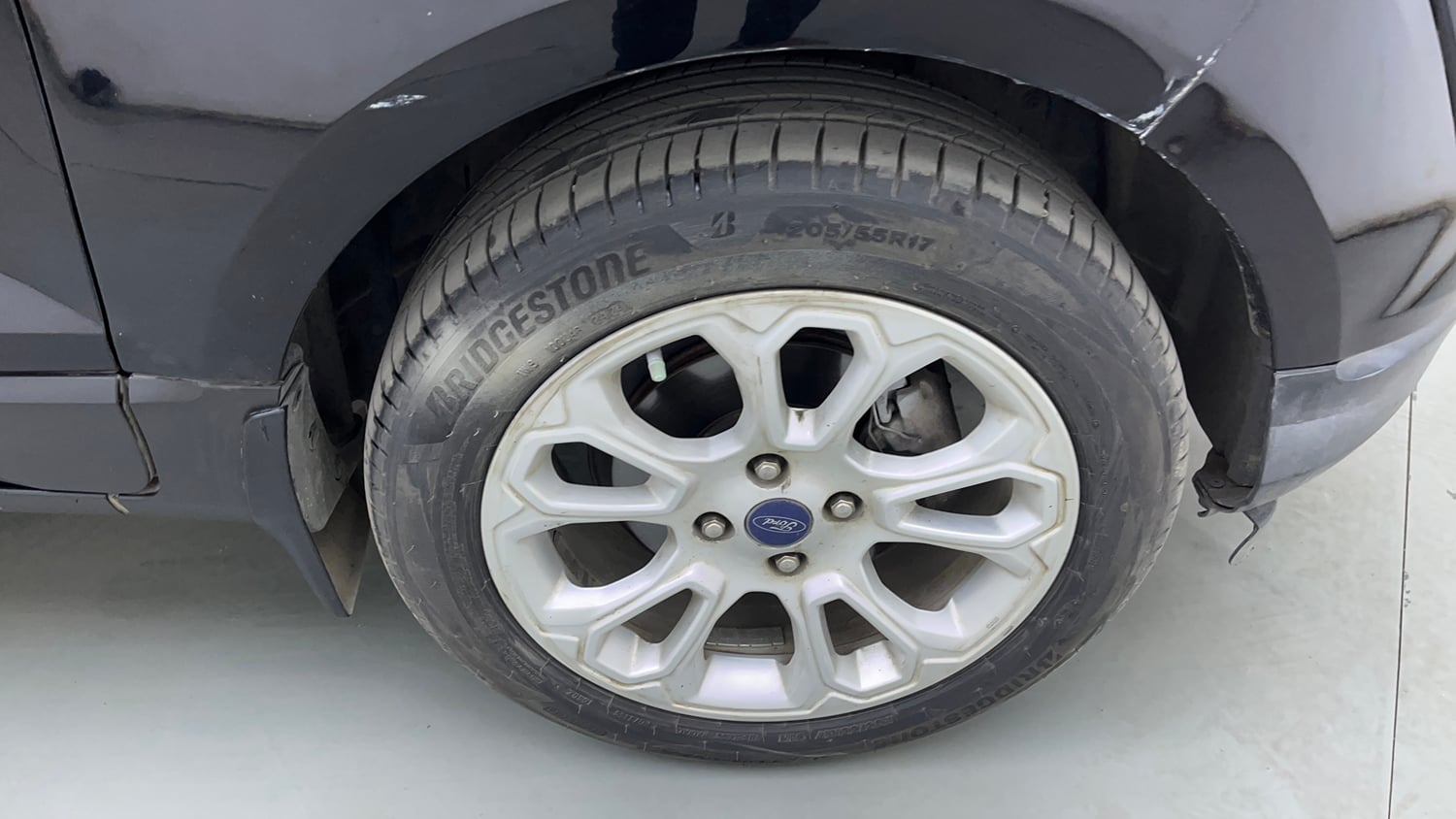Used 2018 Ford EcoSport Titanium 1.5L TDCi Diesel Manual tyres RIGHT FRONT TYRE RIM VIEW