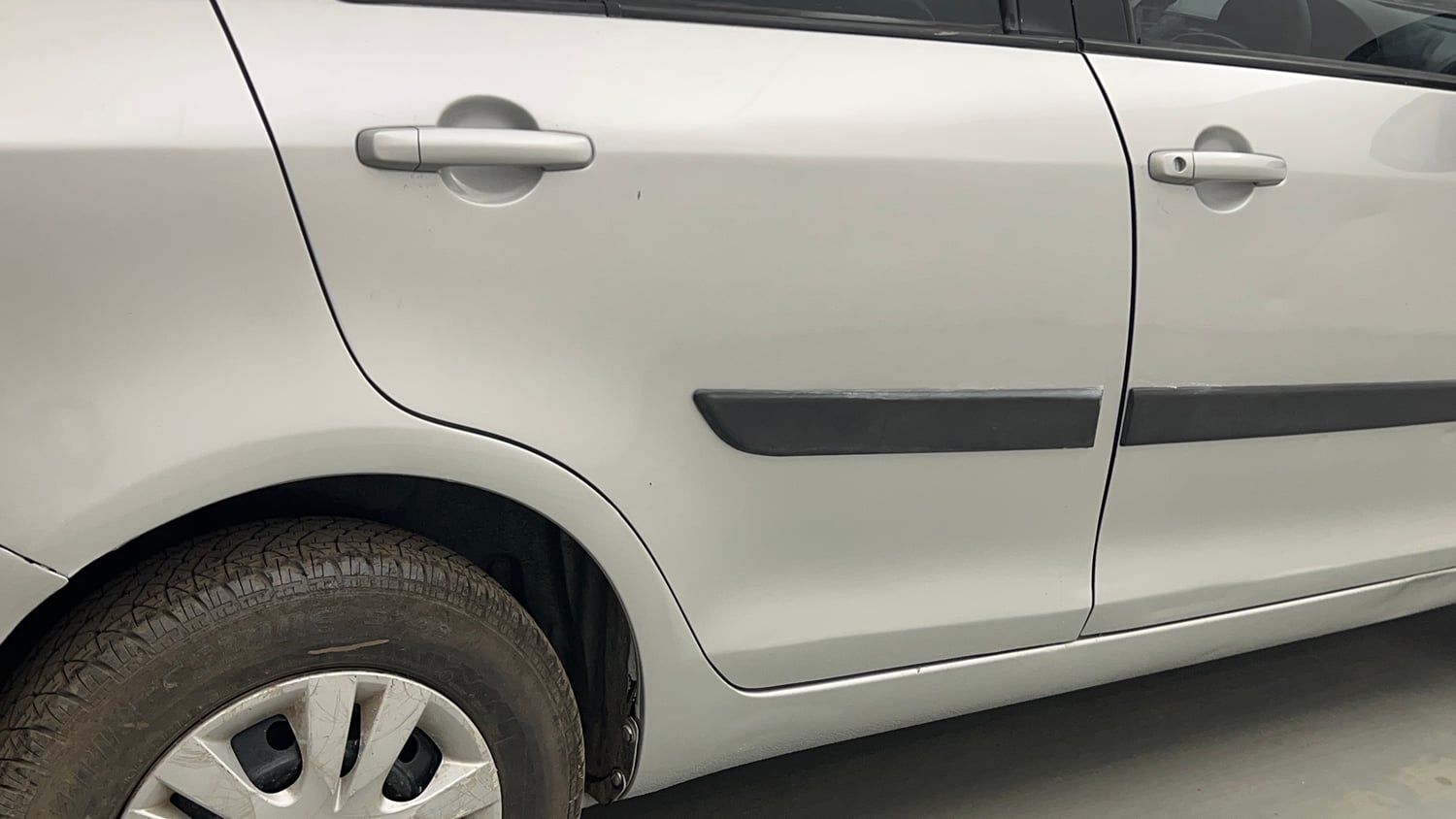 Used 2012 Maruti Suzuki Swift Dzire VXI Petrol Manual dents MINOR DENT