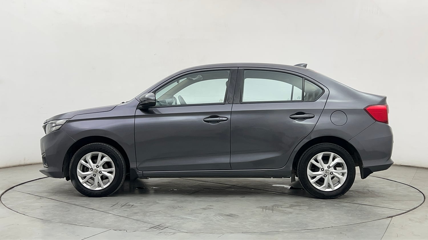 Used 2019 Honda Amaze 1.2 VX CVT Petrol Petrol Automatic exterior LEFT SIDE VIEW