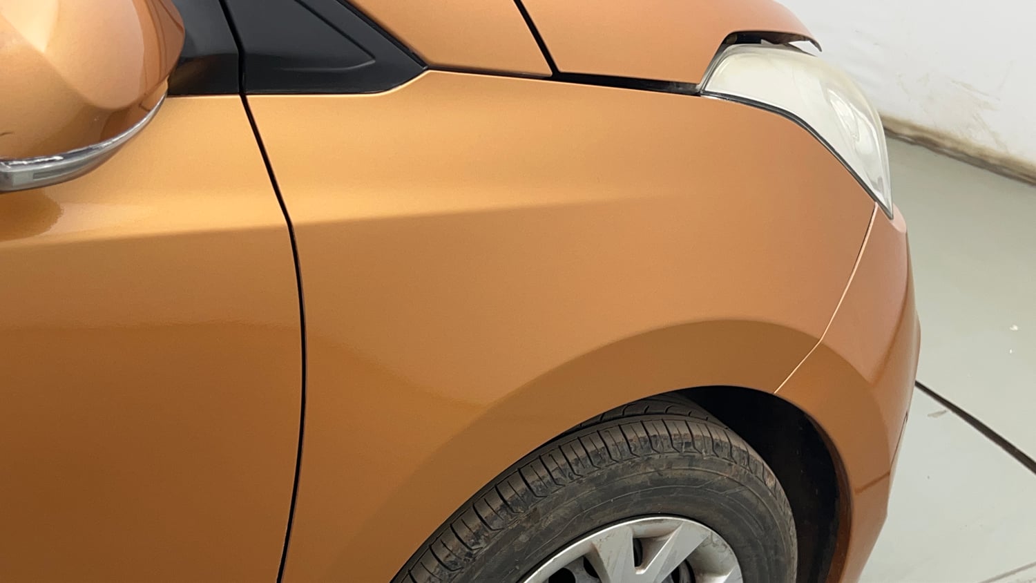 Used 2014 Hyundai Grand i10 Sportz 1.2 Kappa VTVT Petrol Manual dents MINOR SCRATCH