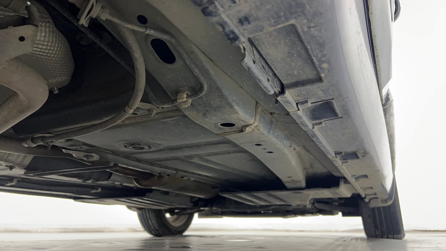 Used 2024 Maruti Suzuki Baleno Zeta MT Petrol Manual extra REAR RIGHT UNDERBODY VIEW