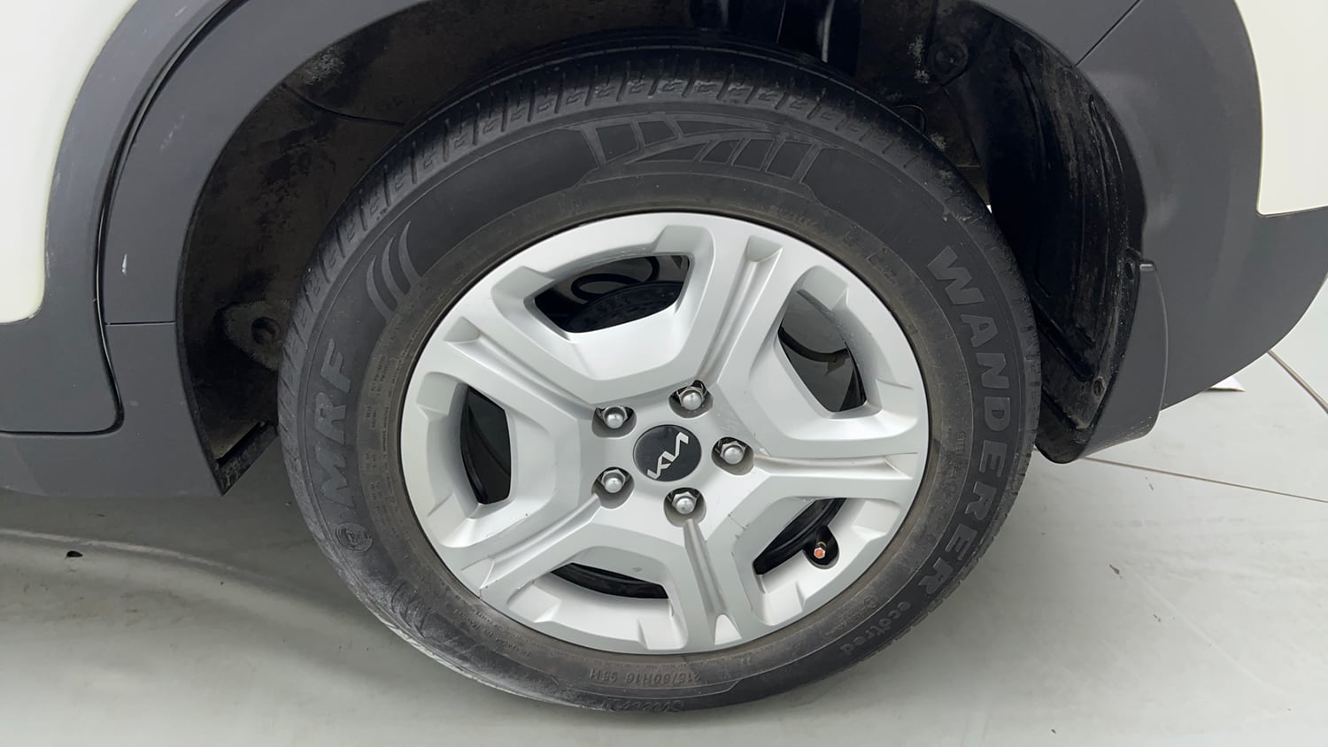 Used 2021 Kia Sonet HTK Plus 1.2 Petrol Manual tyres LEFT REAR TYRE RIM VIEW