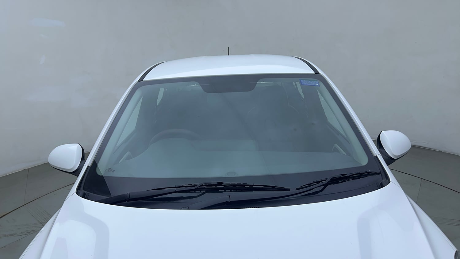 Used 2025 Hyundai Aura S 1.2 Petrol Petrol Manual exterior FRONT WINDSHIELD VIEW