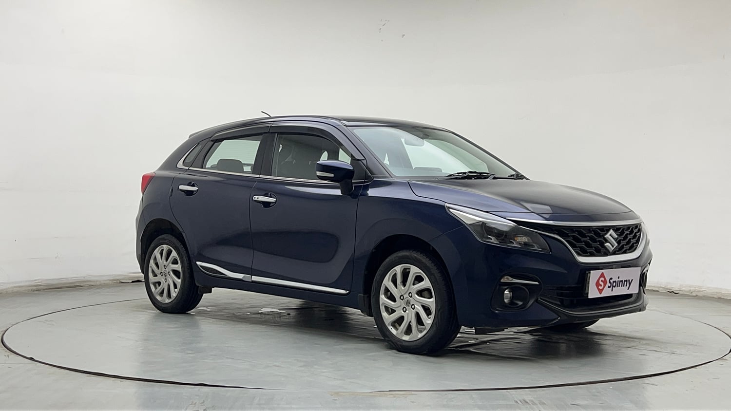 Used 2024 Maruti Suzuki Baleno Zeta MT Petrol Manual exterior RIGHT FRONT CORNER VIEW