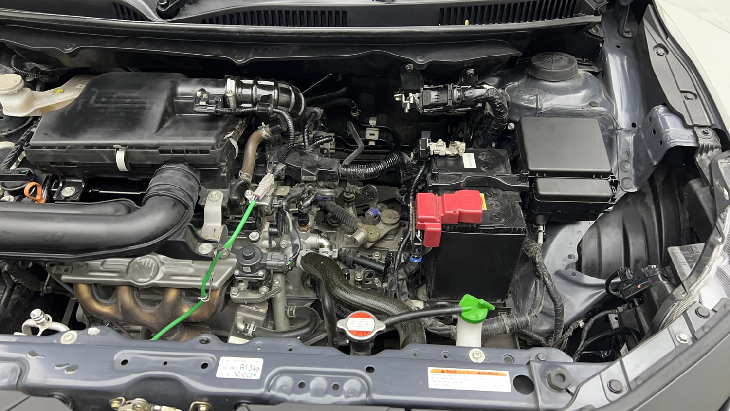 Used 2025 Maruti Suzuki Baleno Delta MT Petrol Manual engine ENGINE LEFT SIDE VIEW