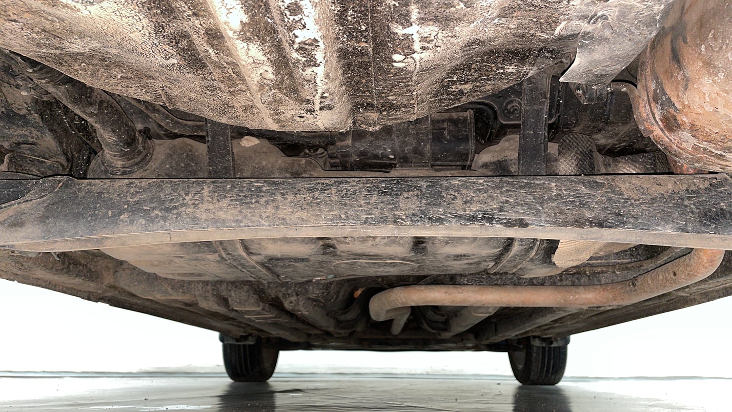 Used 2014 Hyundai Elite i20 Asta 1.2 Petrol Manual extra REAR UNDERBODY VIEW (TAKEN FROM REAR)