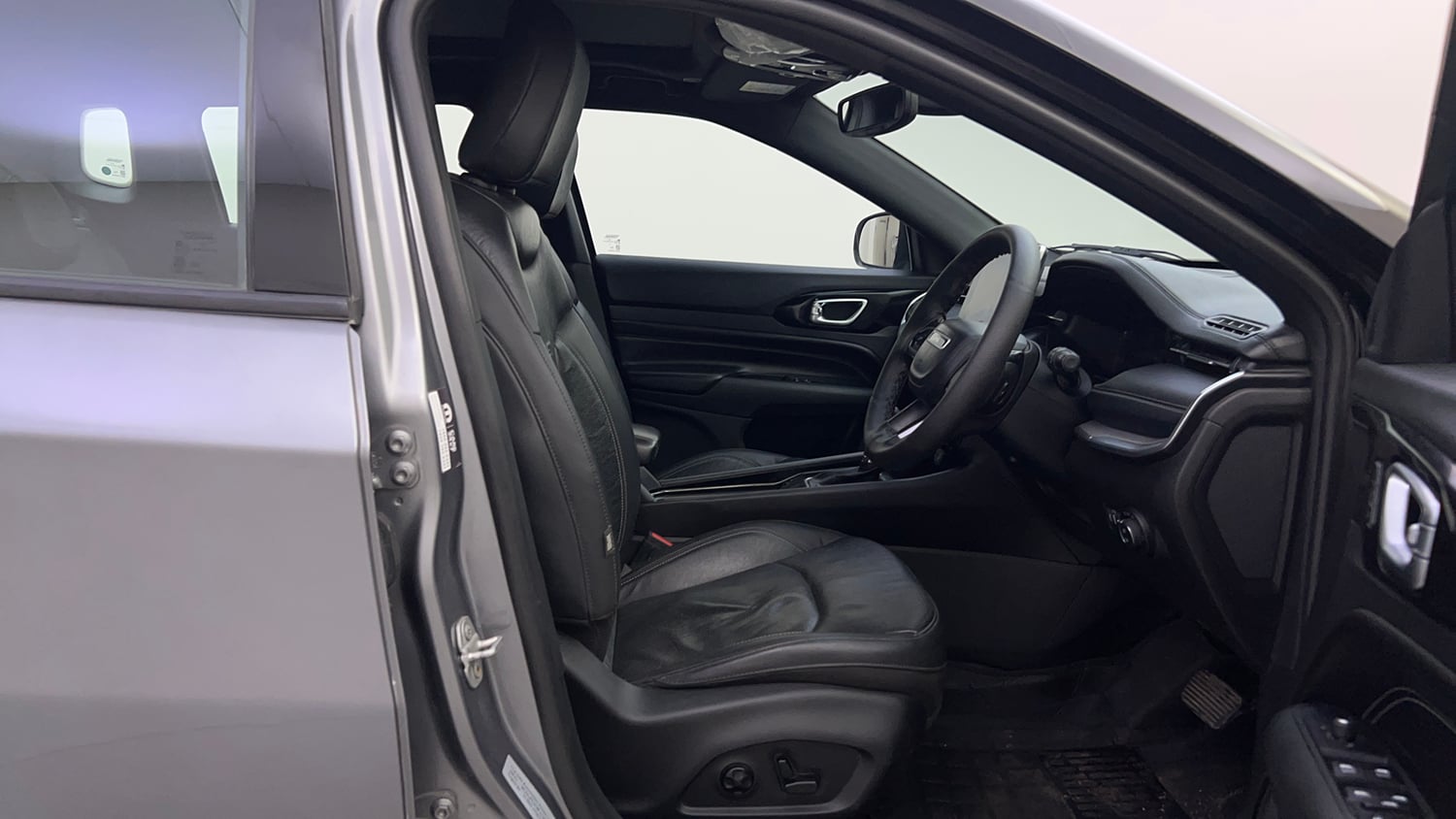 Used 2021 Jeep Compass Model S (O) 1.4 Petrol DCT Petrol Automatic interior RIGHT SIDE FRONT DOOR CABIN VIEW