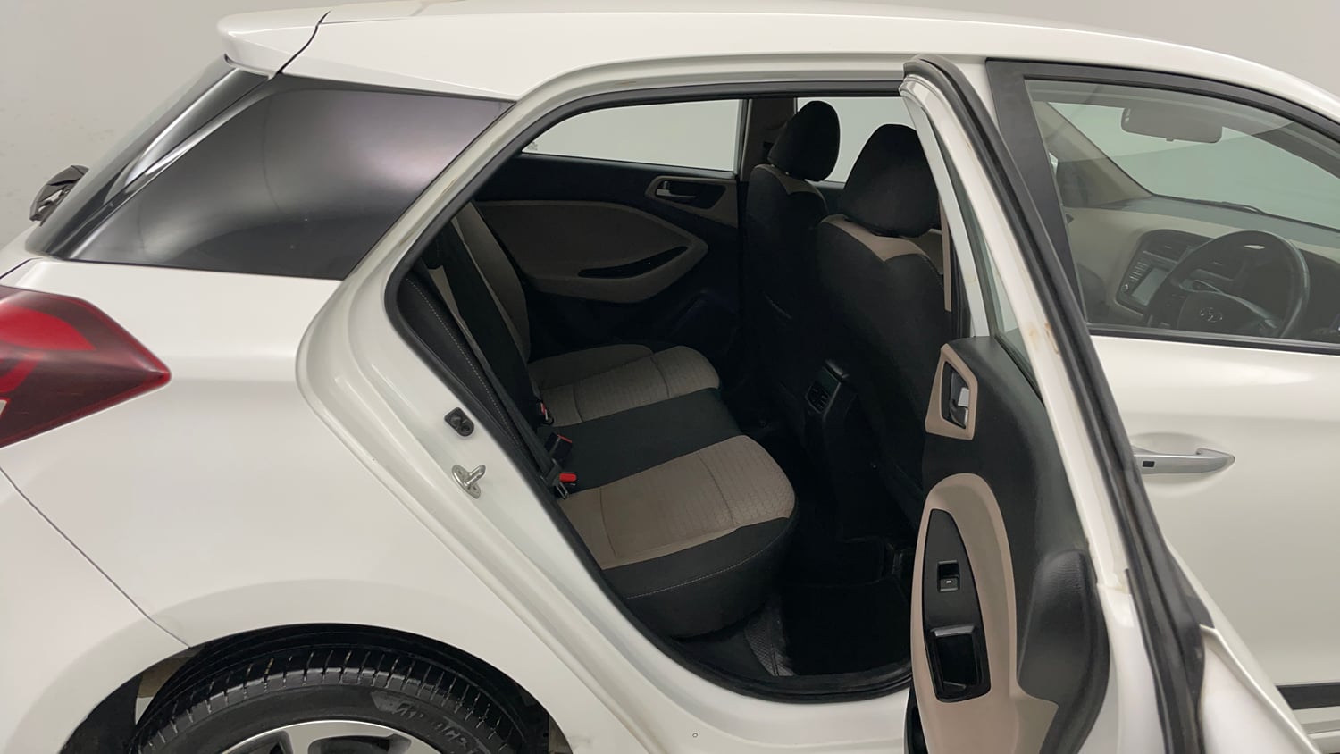 Used 2017 Hyundai Elite i20 Asta 1.2 (O) Petrol Manual interior RIGHT SIDE REAR DOOR CABIN VIEW