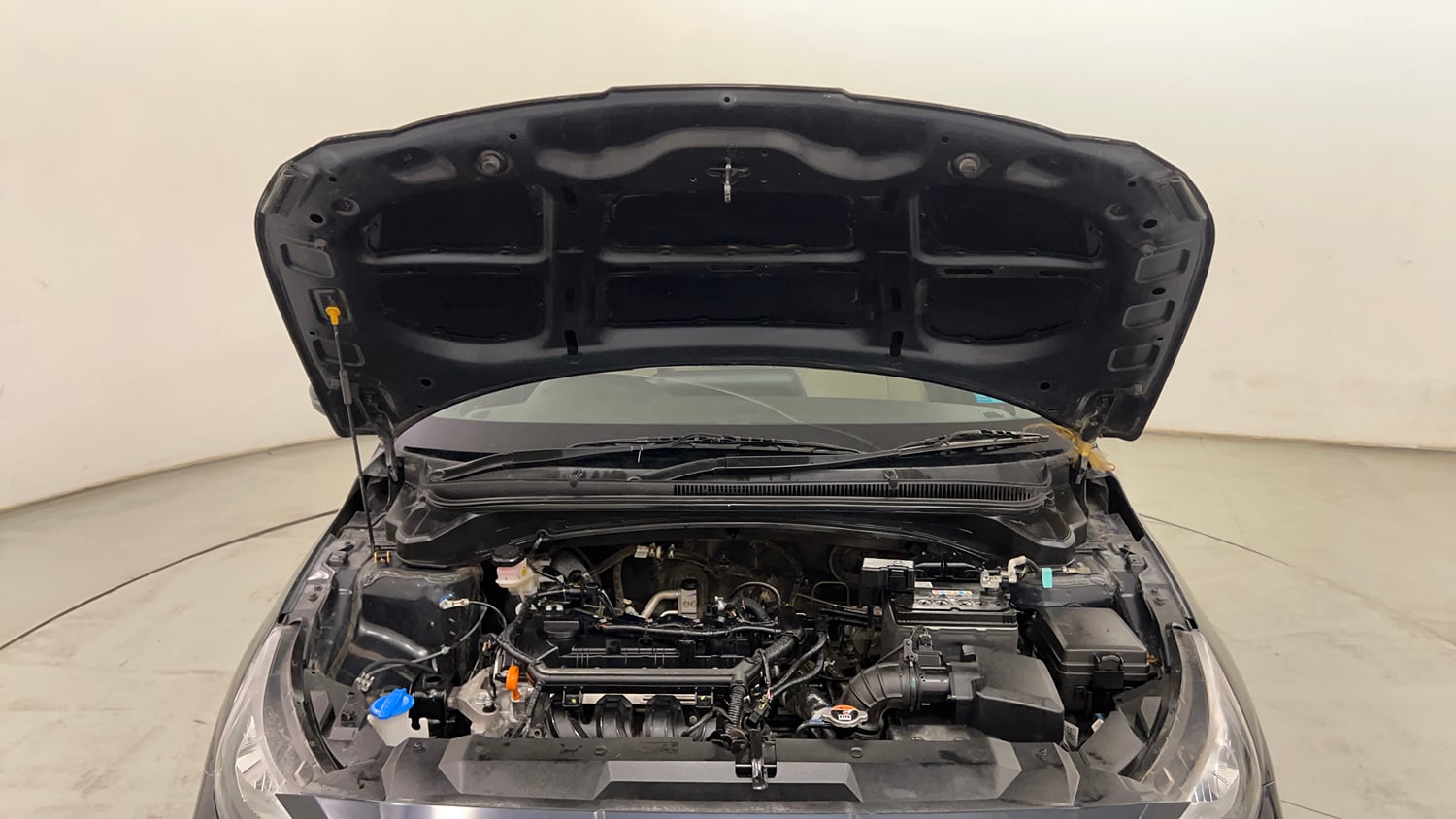 Used 2023 Hyundai i20 Sportz 1.2 IVT Petrol Automatic engine ENGINE & BONNET OPEN FRONT VIEW