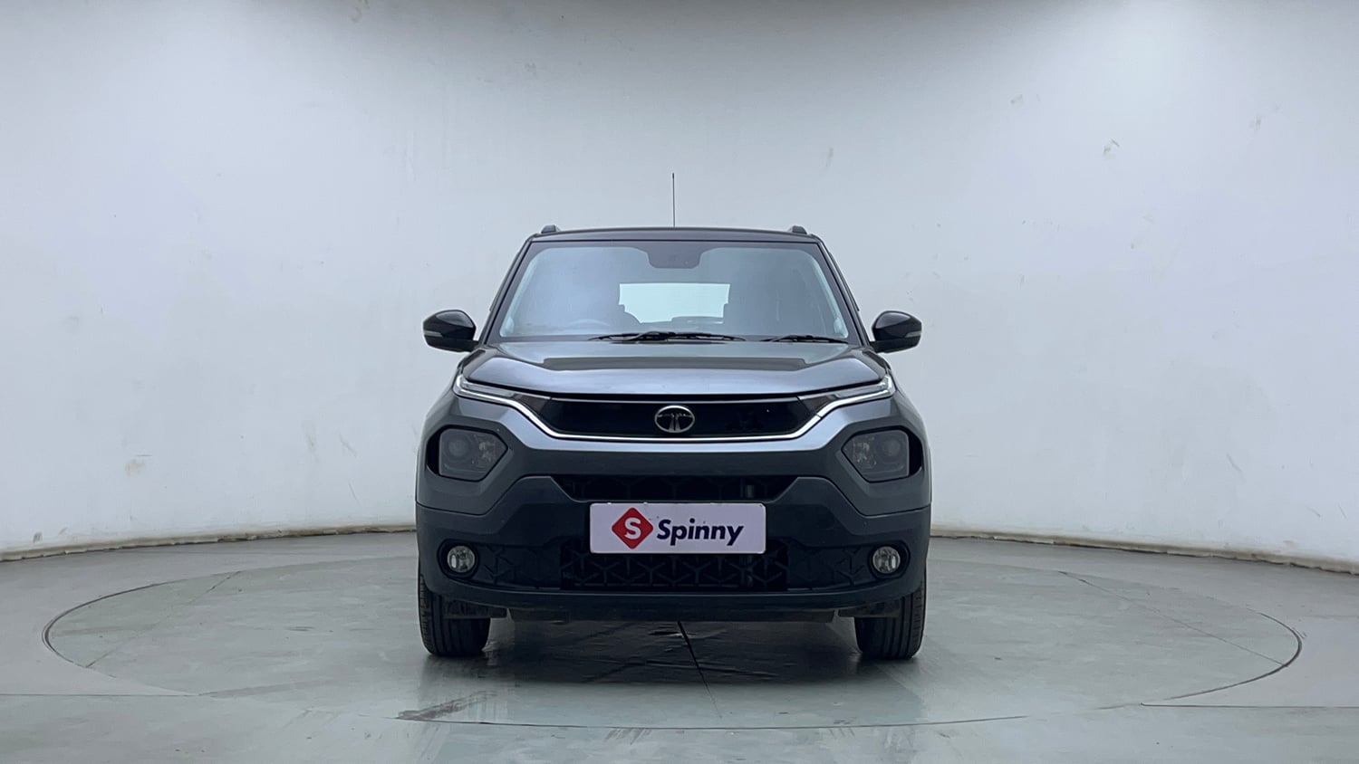 Used 2024 Tata Punch Creative Dual Tone AMT Petrol Automatic exterior FRONT VIEW