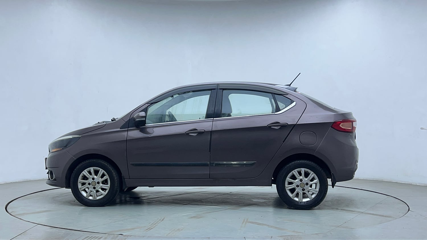 Used 2017 Tata Tigor Revotorq XZ Diesel Manual exterior LEFT SIDE VIEW