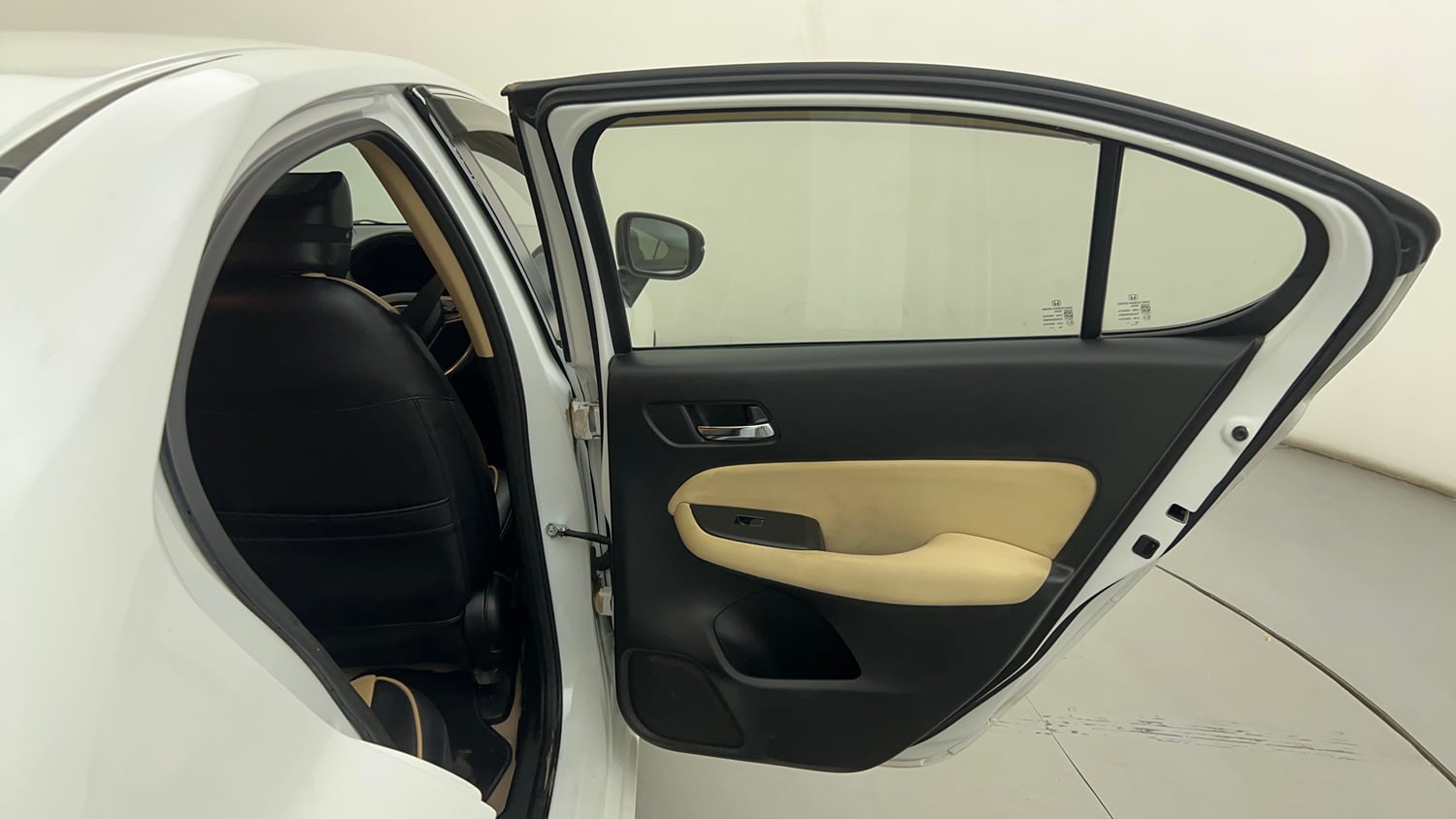 Used 2023 Honda City VX Petrol MT Petrol Manual interior RIGHT REAR DOOR OPEN VIEW