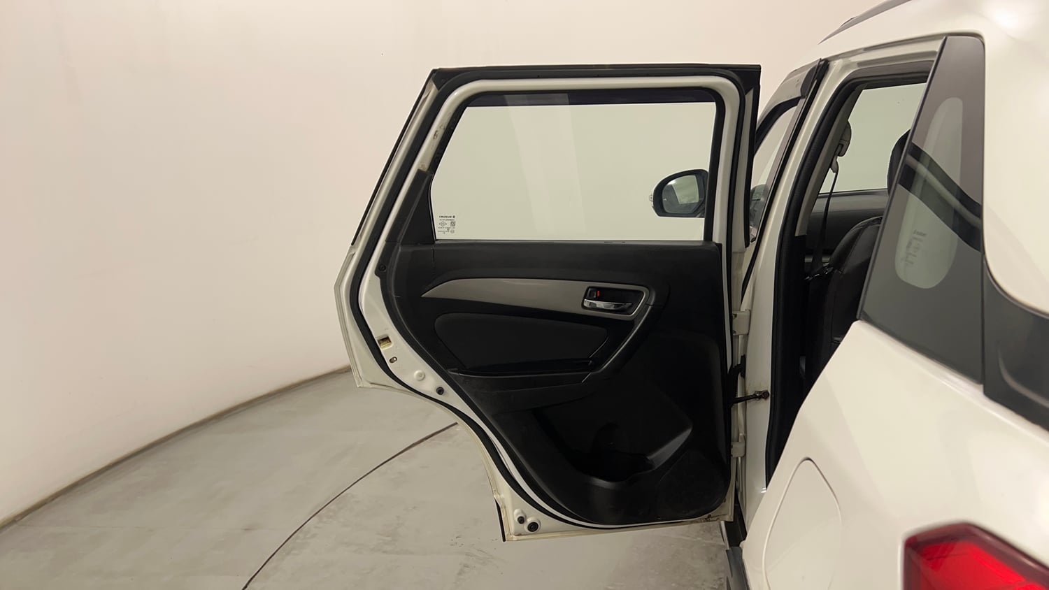 Used 2019 Maruti Suzuki Vitara Brezza [2016-2020] ZDi Plus Diesel Manual interior LEFT REAR DOOR OPEN VIEW