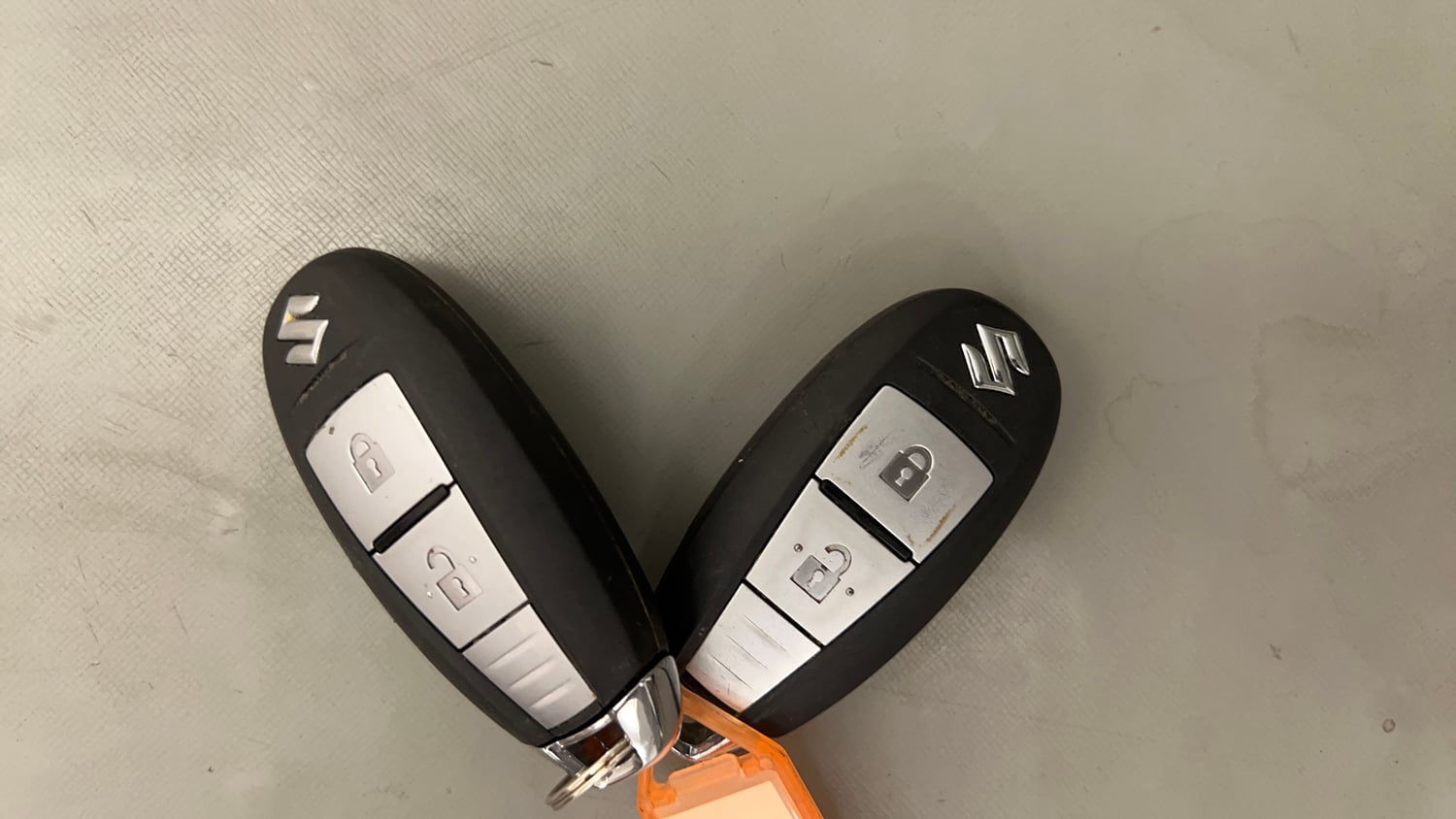 Used 2017 Maruti Suzuki Baleno Zeta 1.2 Petrol Manual extra CAR KEY VIEW