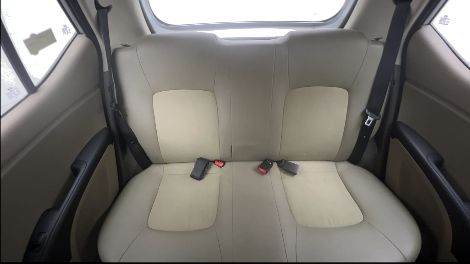 Used 2015 Hyundai i10 Magna 1.1 iRDE2 Petrol Manual interior REAR SEAT CONDITION VIEW