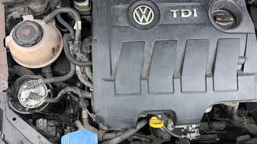 Used 2017 Volkswagen Ameo Highline Plus 1.5L AT (D)16 Alloy Diesel Automatic engine ENGINE RIGHT SIDE VIEW