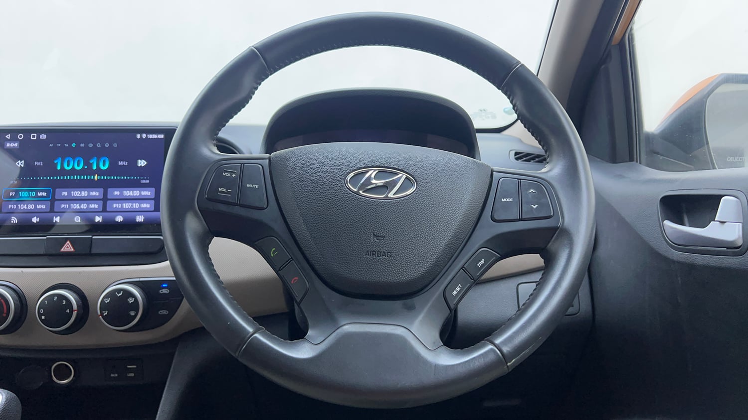 Used 2016 Hyundai Grand i10 Asta 1.2 Kappa VTVT Petrol Manual interior STEERING VIEW