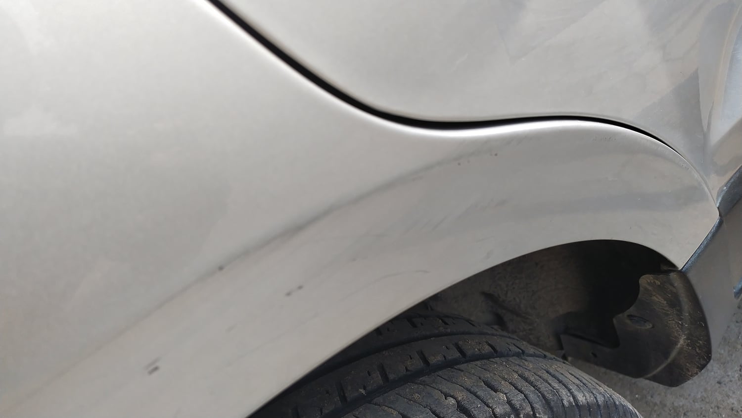 Used 2018 Ford EcoSport Titanium 1.5L Ti-VCT Petrol Manual dents MINOR SCRATCH
