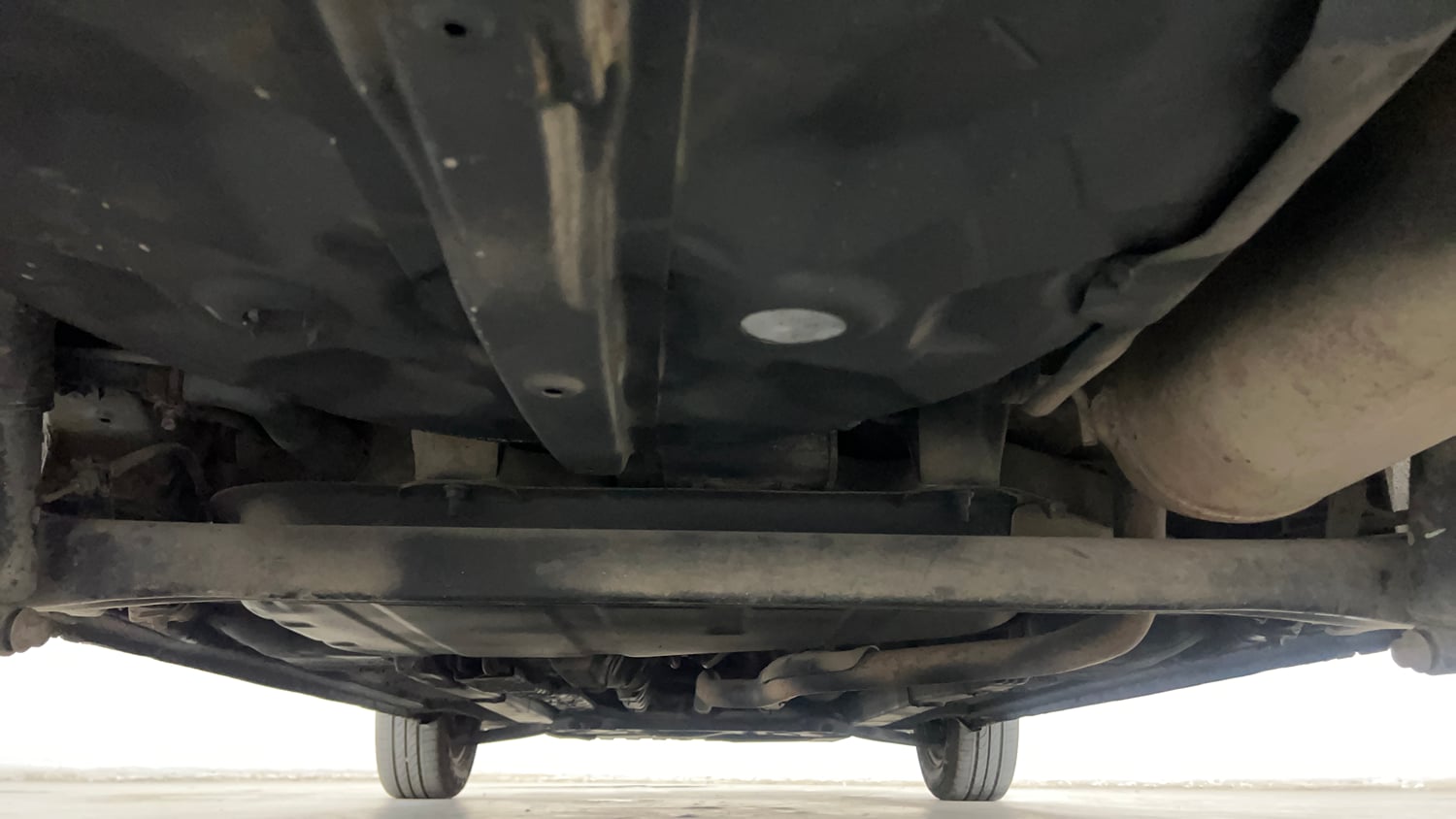 Used 2014 Hyundai i20 Asta 1.2 Petrol Manual extra REAR UNDERBODY VIEW (TAKEN FROM REAR)