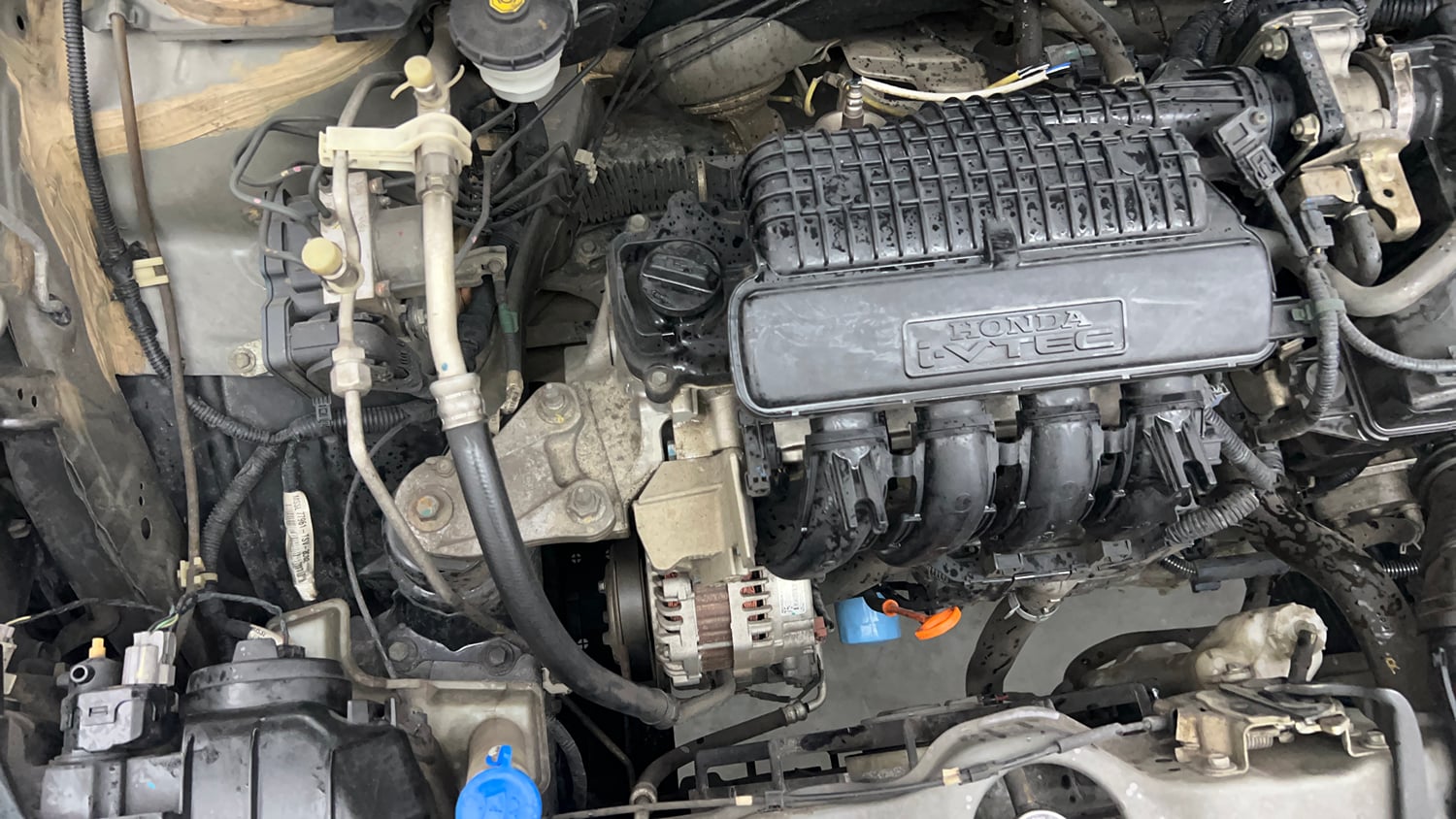 Used 2019 Honda Amaze 1.2 VX CVT Petrol Petrol Automatic engine ENGINE RIGHT SIDE VIEW