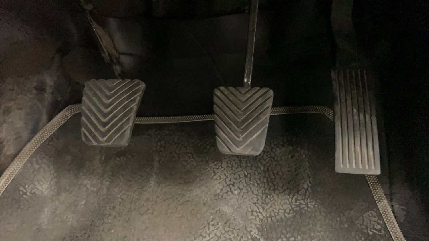 Used 2013 Hyundai i20 Asta 1.2 Petrol Manual interior PEDALS VIEW