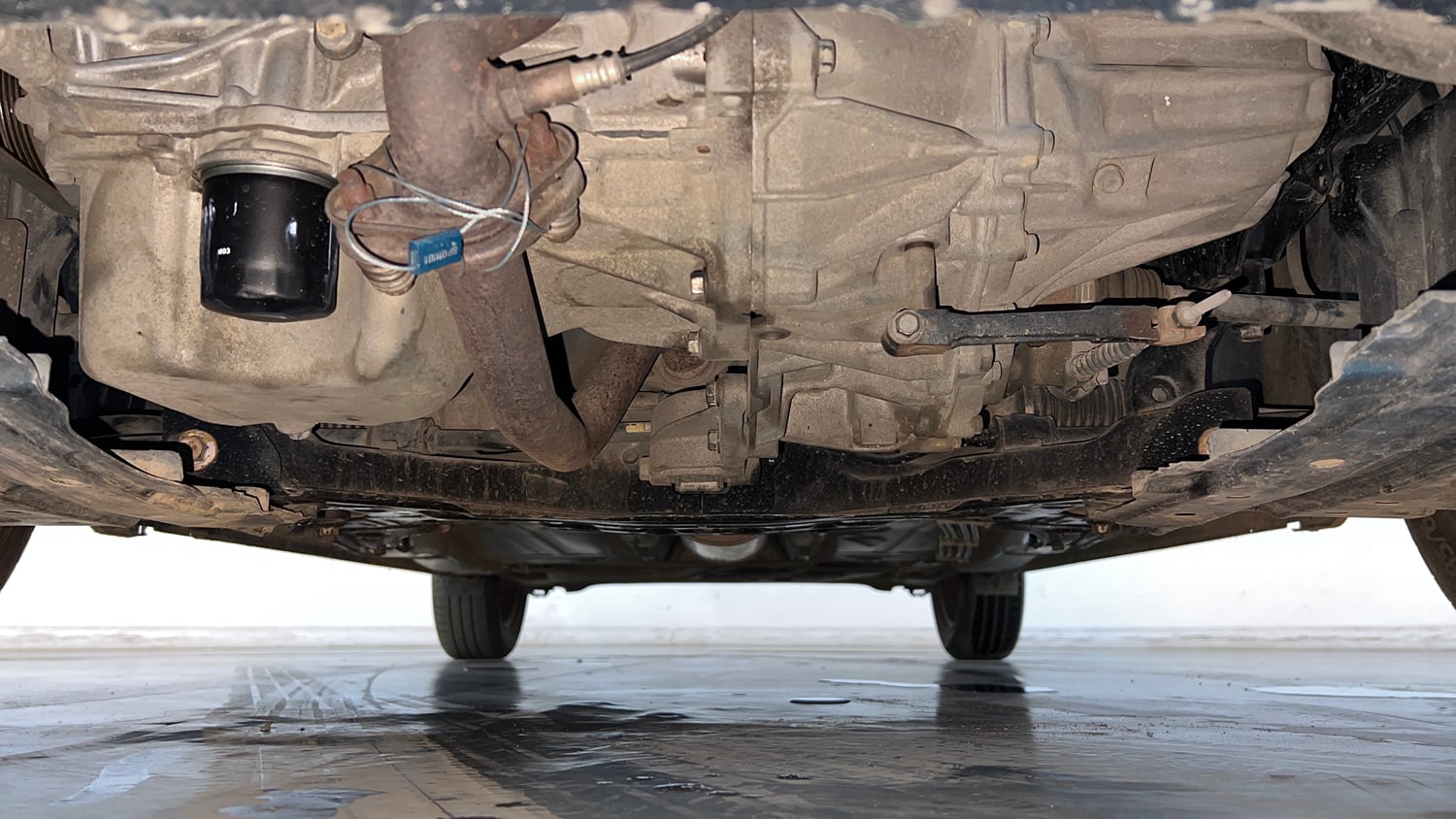 Used 2016 Maruti Suzuki Baleno Delta 1.2 Petrol Manual extra FRONT LEFT UNDERBODY VIEW