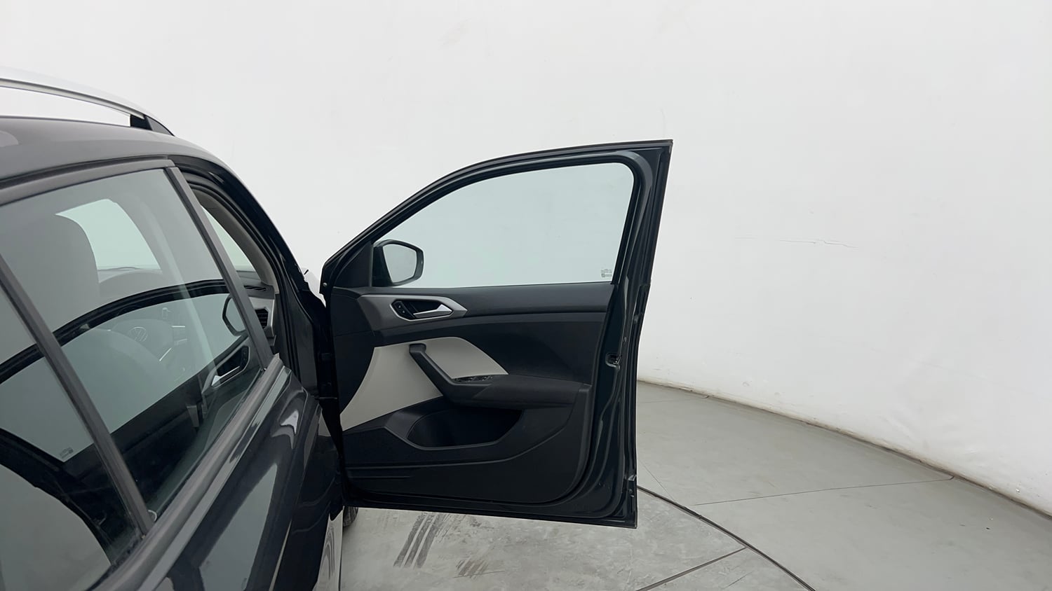 Used 2022 Volkswagen Taigun Highline 1.0 TSI AT Petrol Automatic interior RIGHT FRONT DOOR OPEN VIEW
