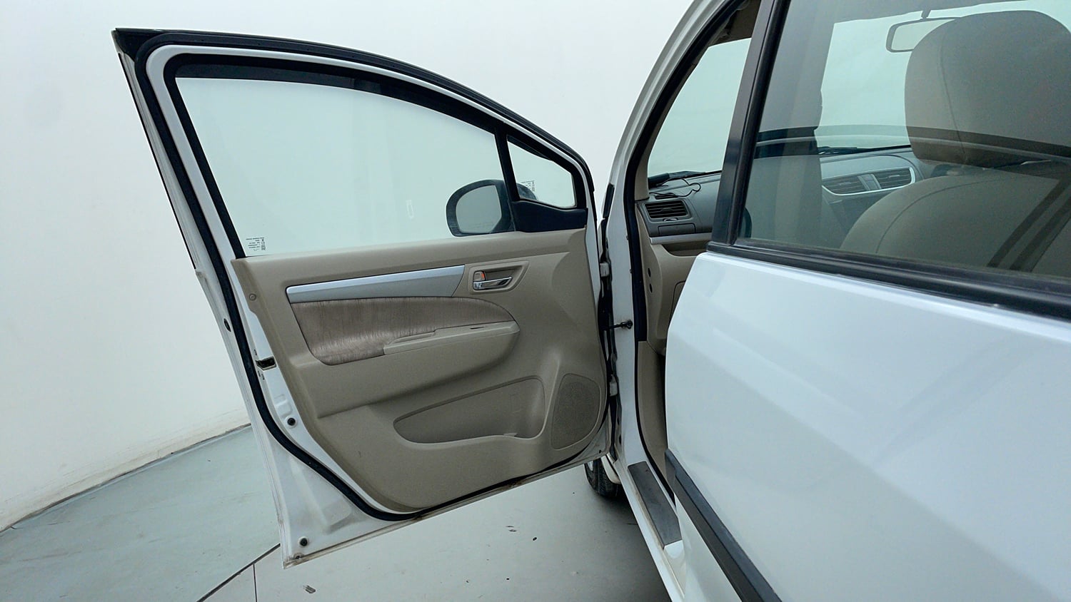 Used 2013 Maruti Suzuki Ertiga Vxi Petrol Manual interior LEFT FRONT DOOR OPEN VIEW